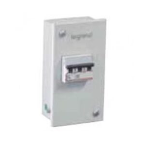 LEGRAND TP METAL ENCLOSURE – 3 MODULE